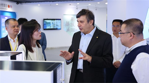 諾獎(jiǎng)得主安德烈·海姆深入超威開(kāi)展技術(shù)合作